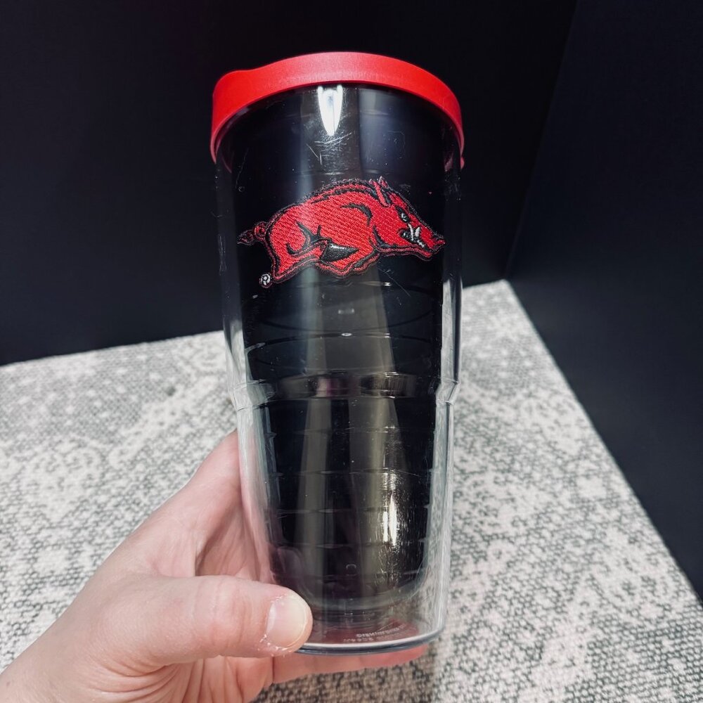 24 Ounce Razorback Tervis with Lid
